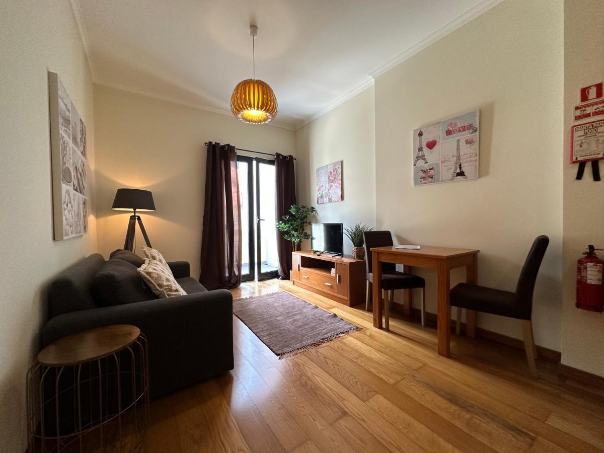 Apartamentos Da Carreira 丰沙尔 外观 照片